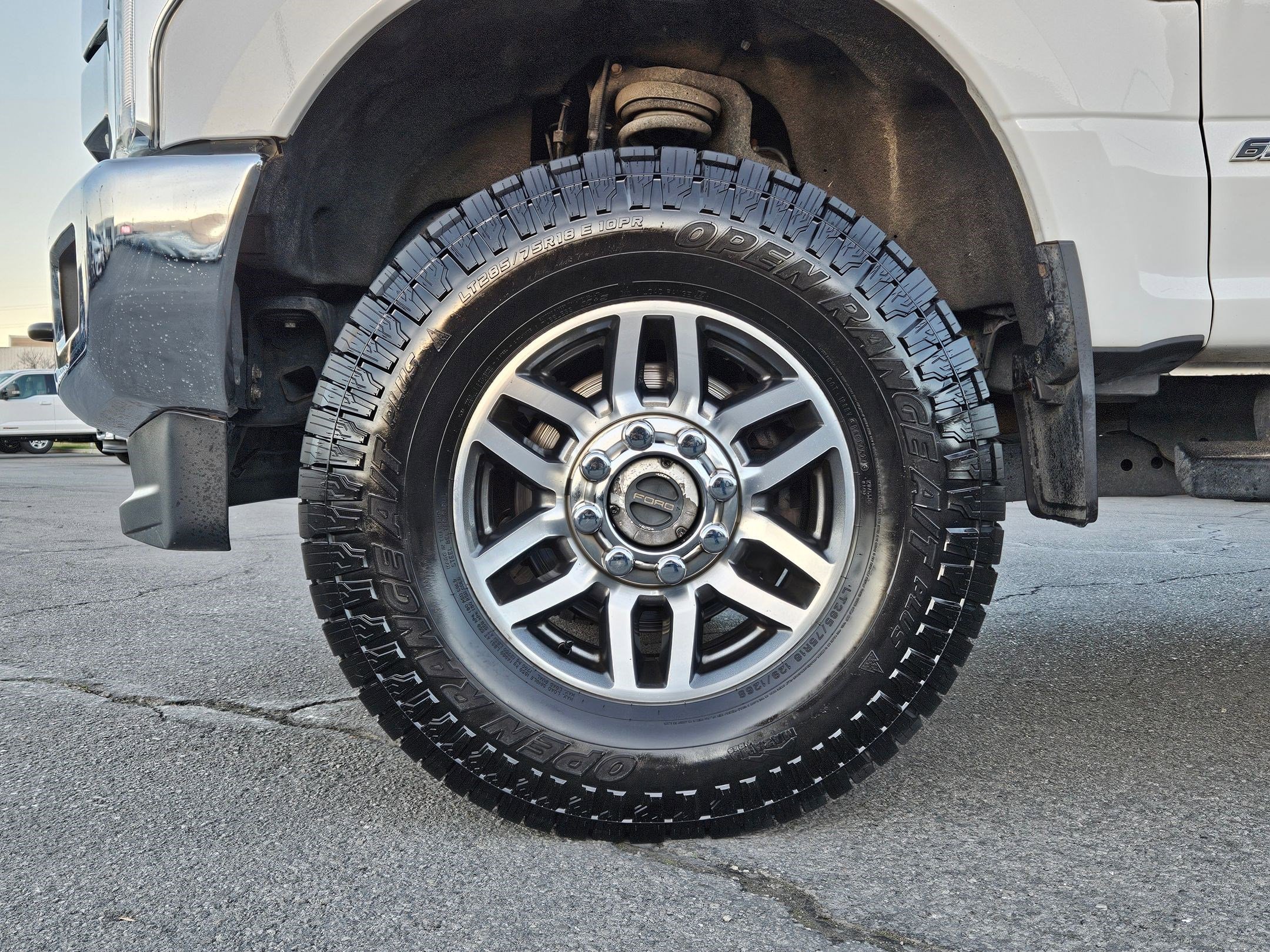 Used 2019 Ford F350 Lariat w/ Lariat Ultimate Package image 13