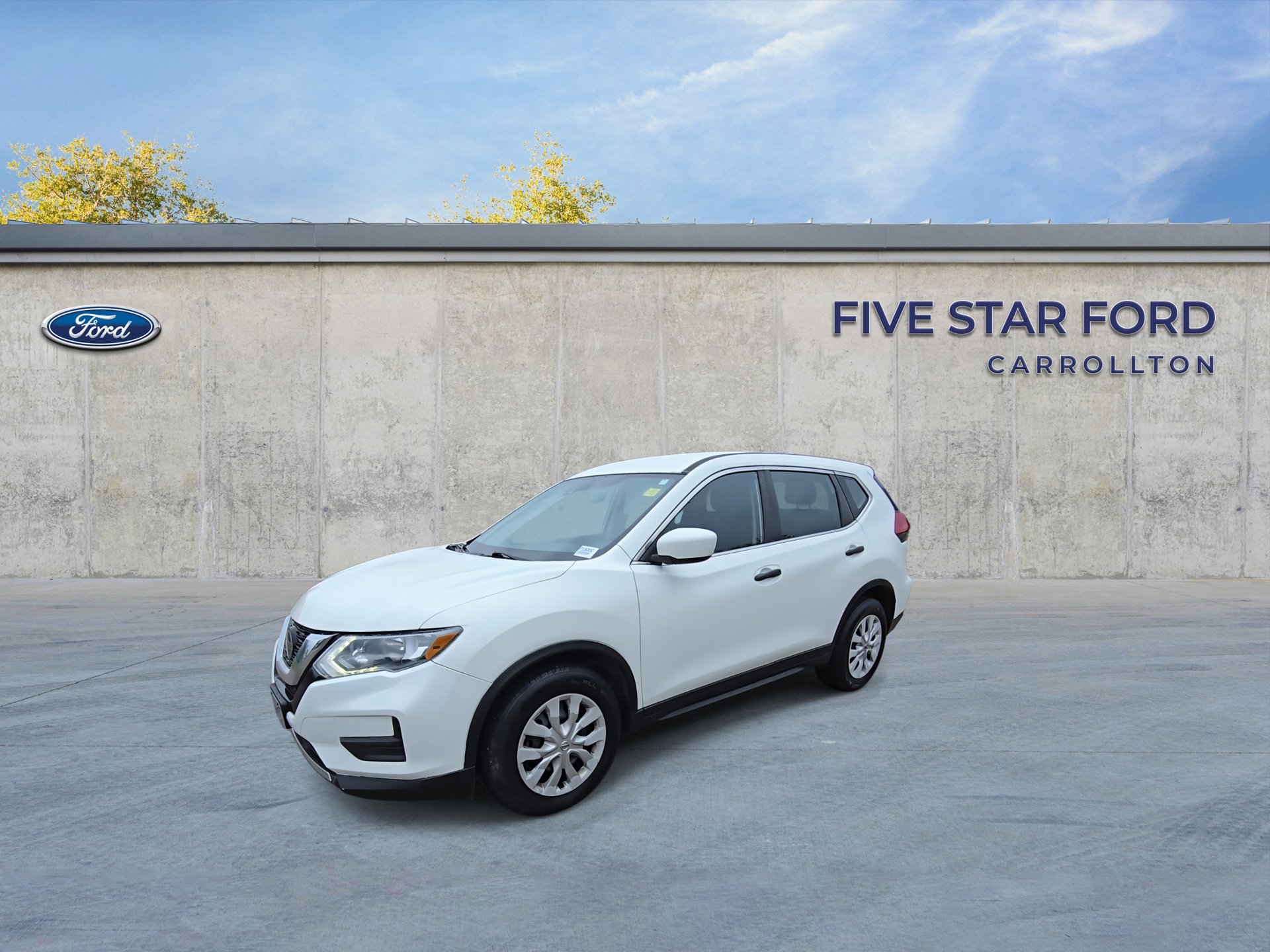 Used 2019 Nissan Rogue S FWD image 4