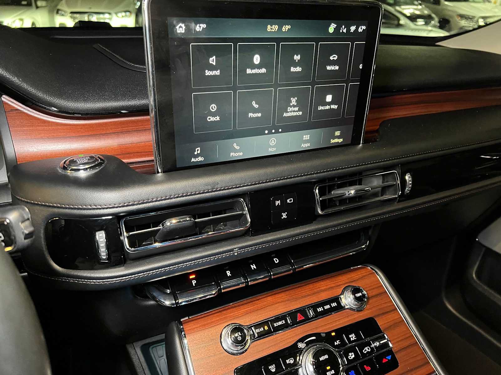 Used 2023 Lincoln Aviator Grand Touring w/ Equipment Group 301A AWD/4WD image 35