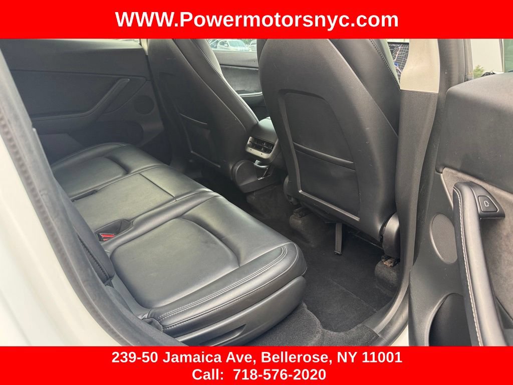 Used 2021 Tesla Model Y Long Range AWD/4WD image 30