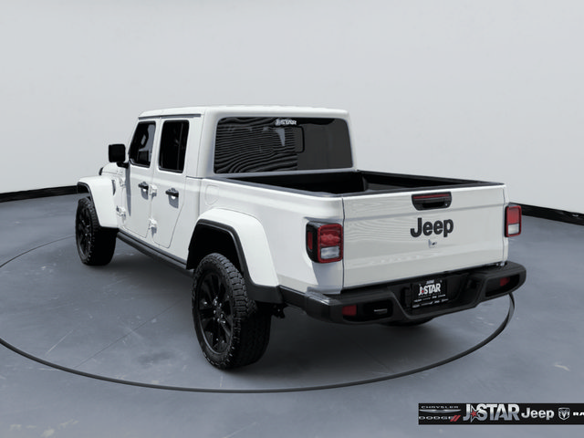 Used 2025 Jeep Gladiator Sport AWD/4WD image 7