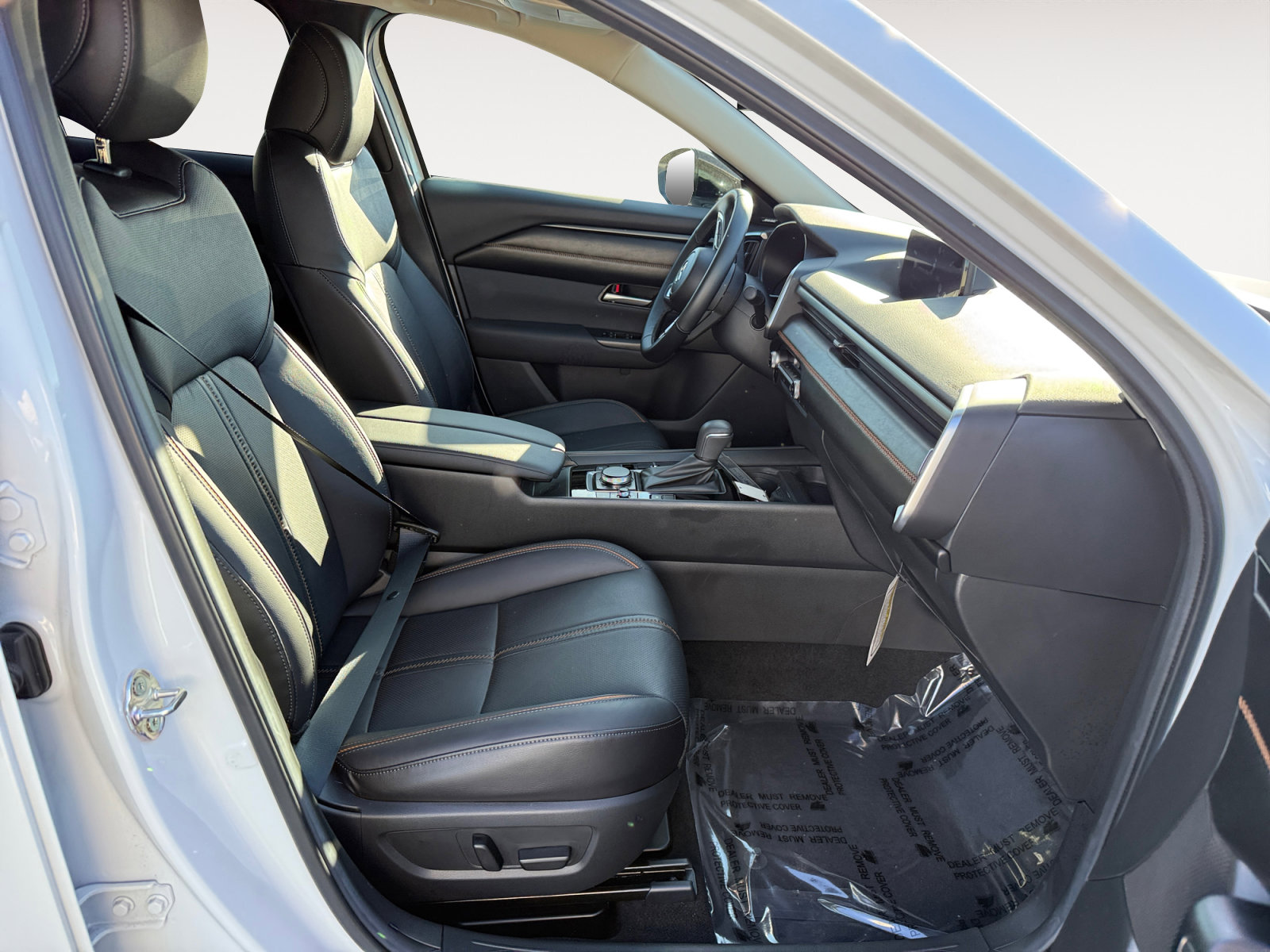 Certified 2025 MAZDA CX-50 AWD 2.5 Hybrid w/ Weather Package image 19