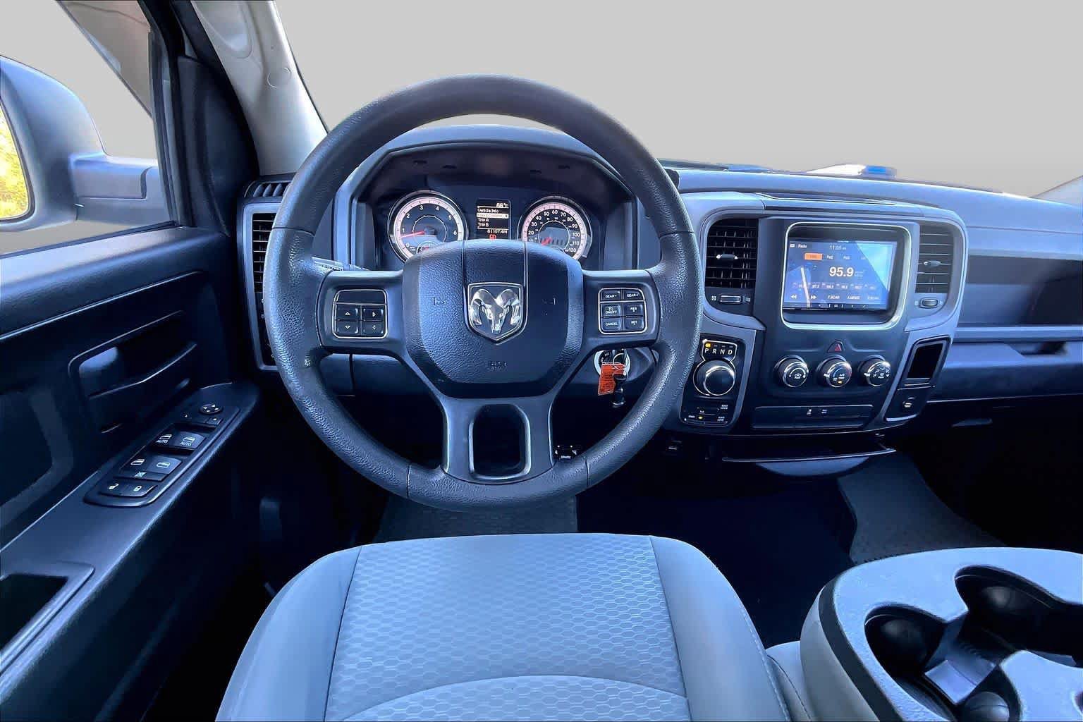 Used 2019 RAM 1500 Express AWD/4WD image 6