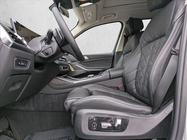 New 2026 BMW X7 xDrive40i image 4