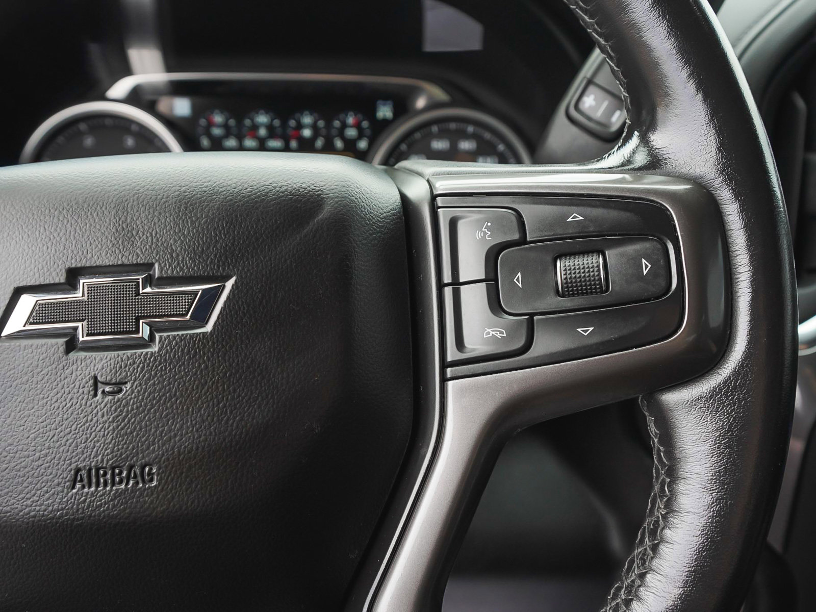 Used 2021 Chevrolet Silverado 2500 LTZ w/ Carhartt Edition AWD/4WD image 17