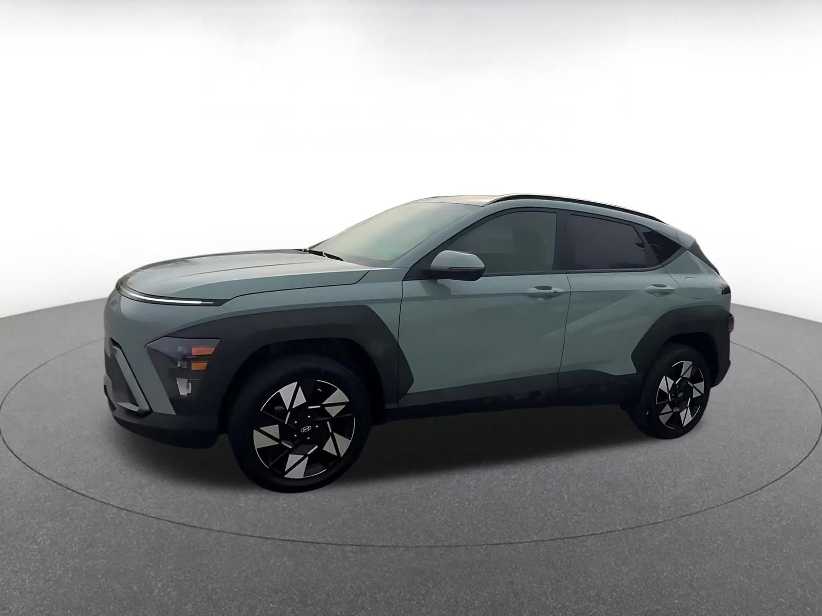 Used 2025 Hyundai Kona SEL image 8
