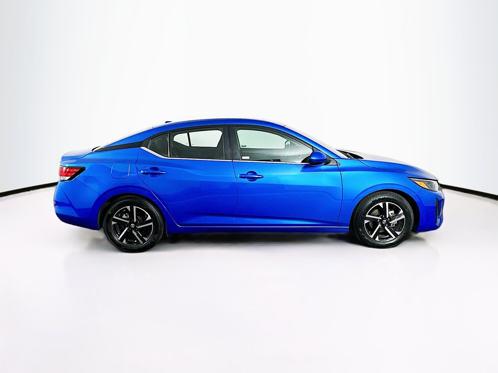 Used 2024 Nissan Sentra SV image 10