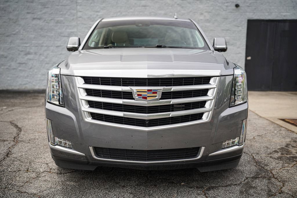 Used 2018 Cadillac Escalade ESV Luxury AWD/4WD image 4