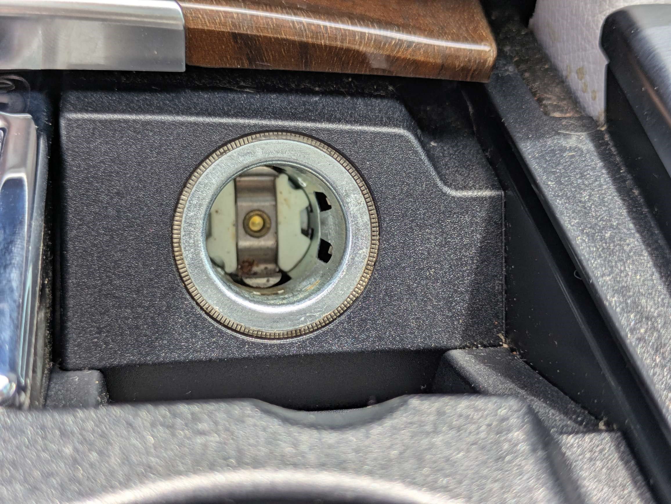 Used 2016 Mercedes-Benz E 350 Sedan image 31