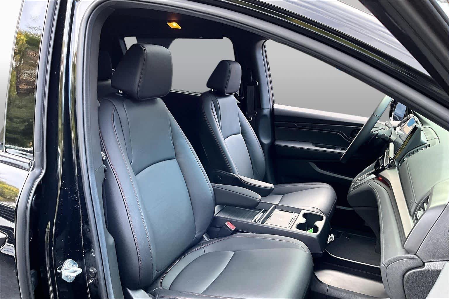 Used 2026 Honda Odyssey Sport-L image 9