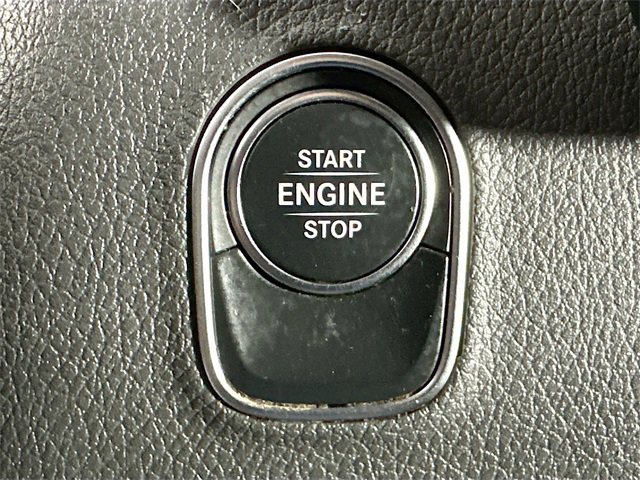 Used 2022 Mercedes-Benz Sprinter 144 Cargo image 21