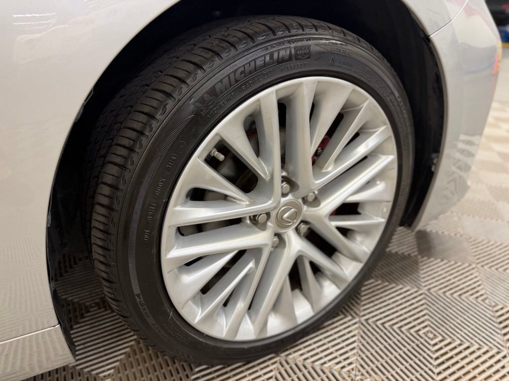 Used 2016 Lexus ES 350 w/ Luxury Package w/Wood Trim FWD image 9
