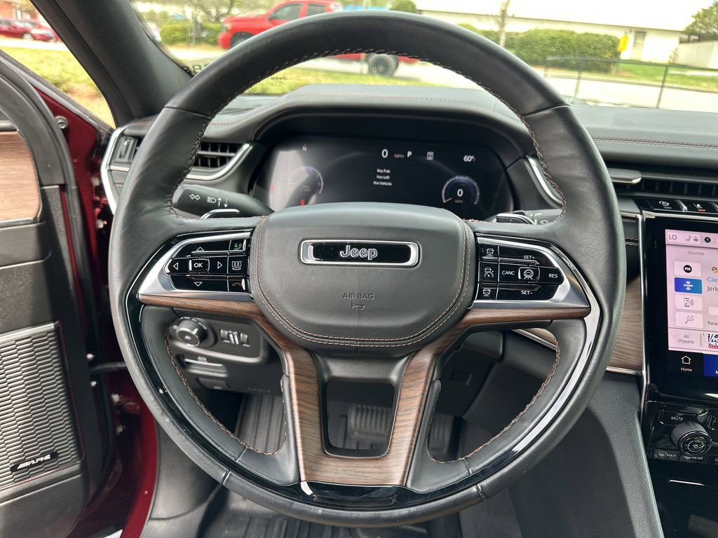 Certified 2024 Jeep Grand Cherokee Summit AWD/4WD image 12