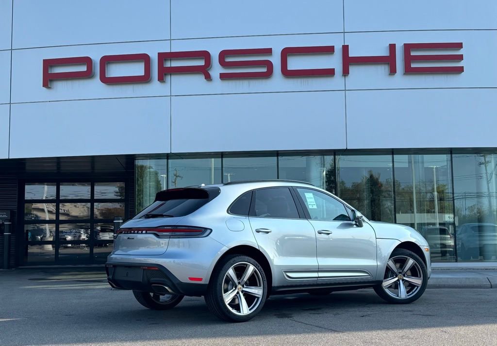 New 2026 Porsche Macan image 13