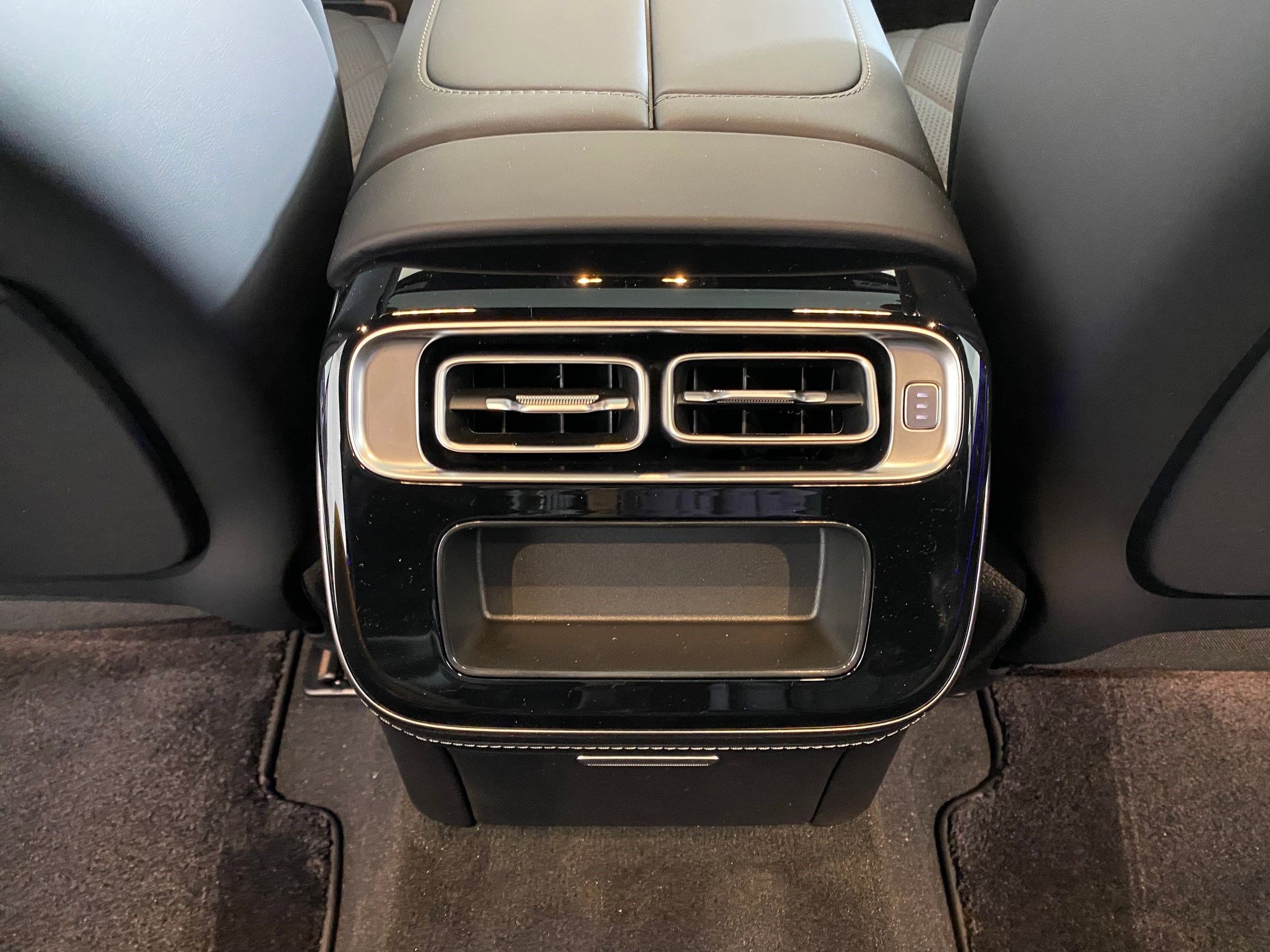 New 2026 Mercedes-Benz S 580 4MATIC Sedan image 29