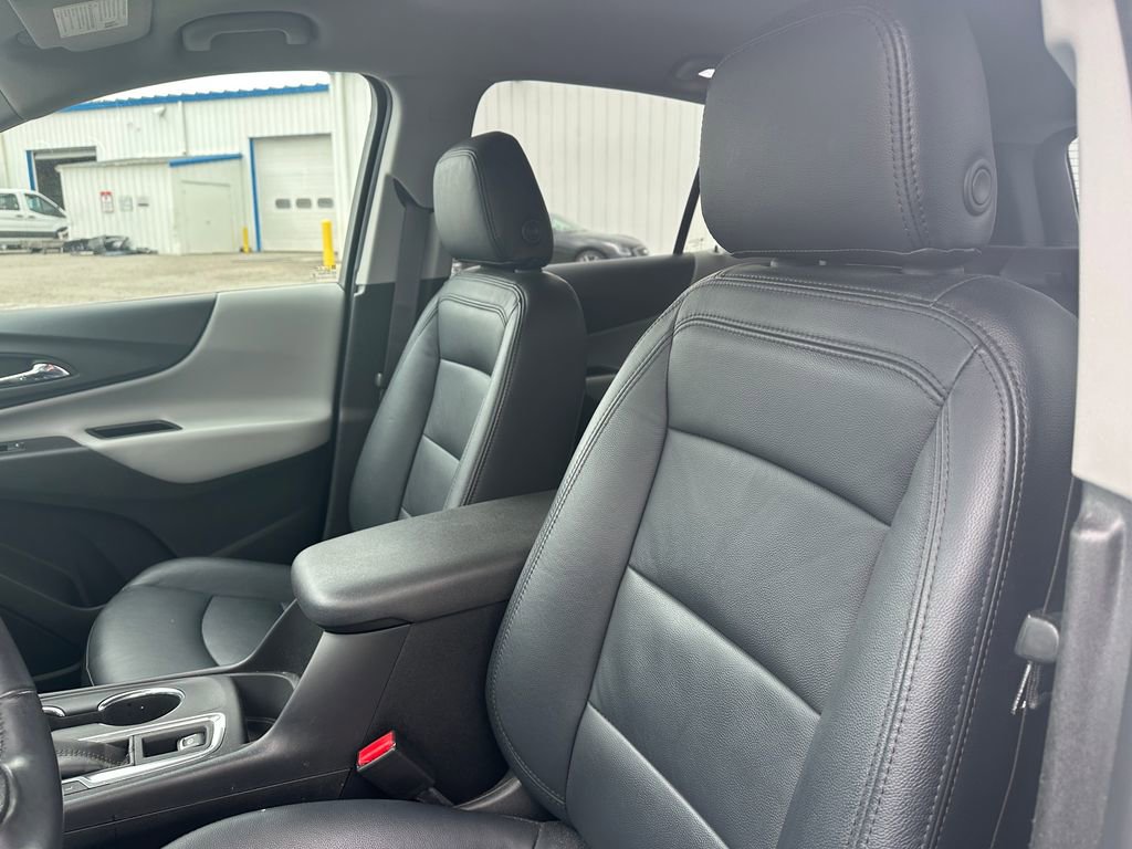 Used 2019 Chevrolet Equinox LT AWD/4WD image 13