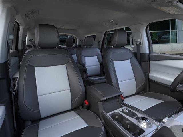 New 2024 Ford Explorer XLT w/ Equipment Group 202A image 10