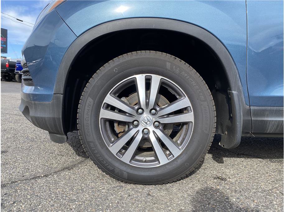 Used 2017 Honda Pilot EX-L image 12