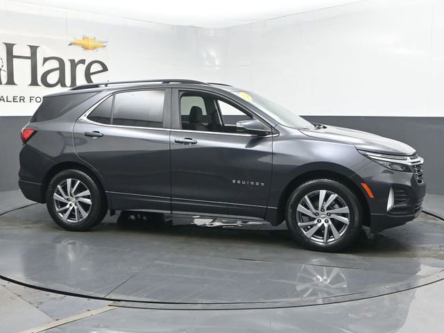 Used 2022 Chevrolet Equinox LT image 1