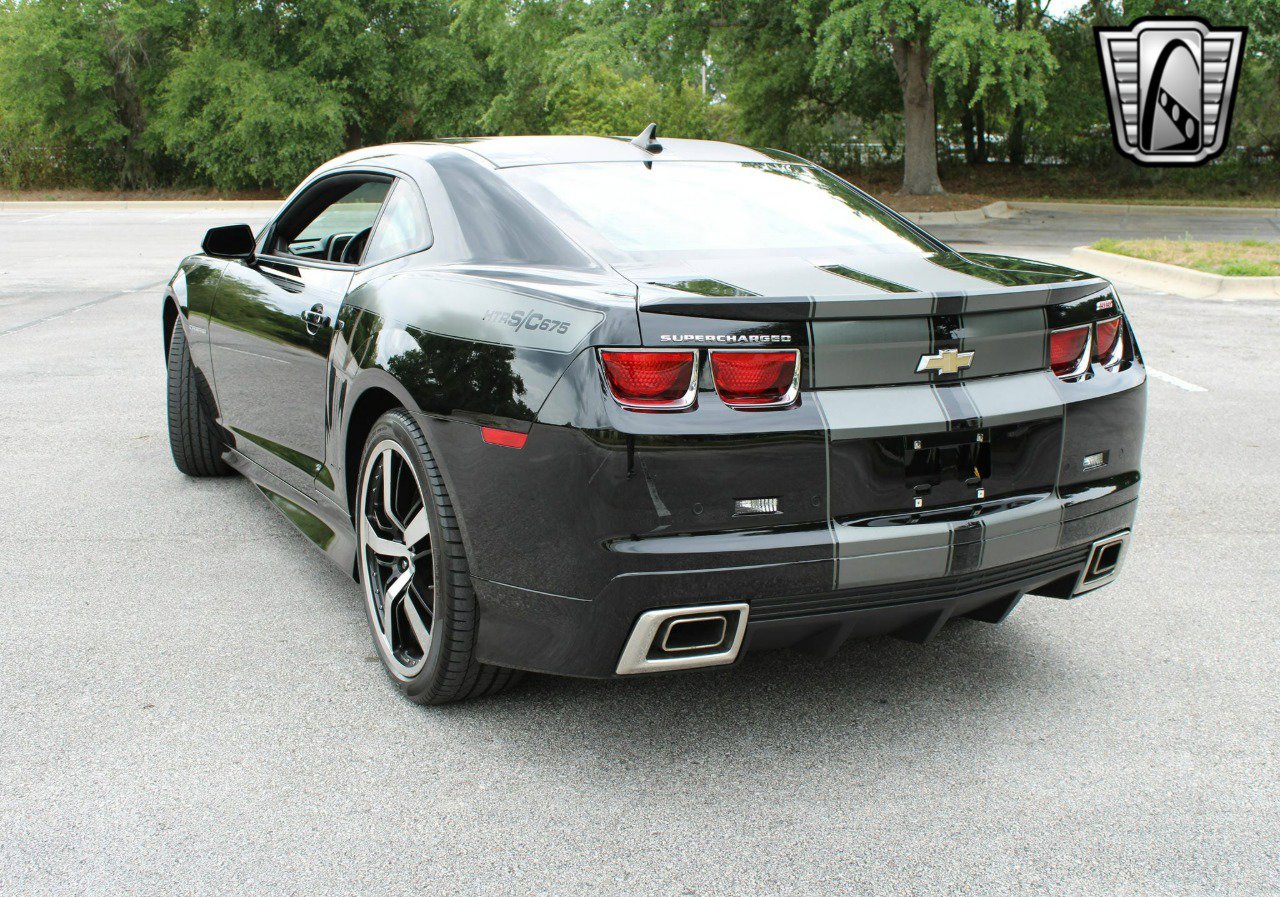 Used 2011 Chevrolet Camaro SS w/ RS Package image 6