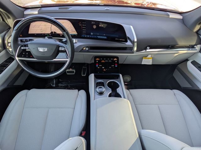 New 2026 Cadillac Vistiq Luxury AWD/4WD image 17