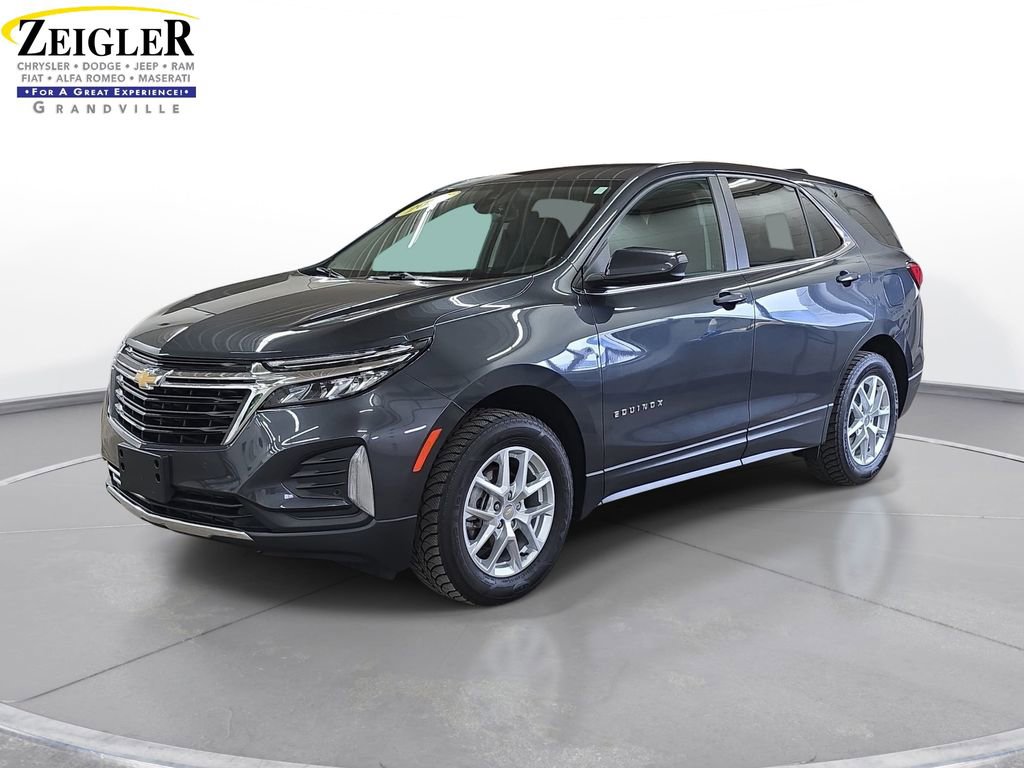 Used 2023 Chevrolet Equinox LT w/ Driver Convenience Package AWD/4WD image 1