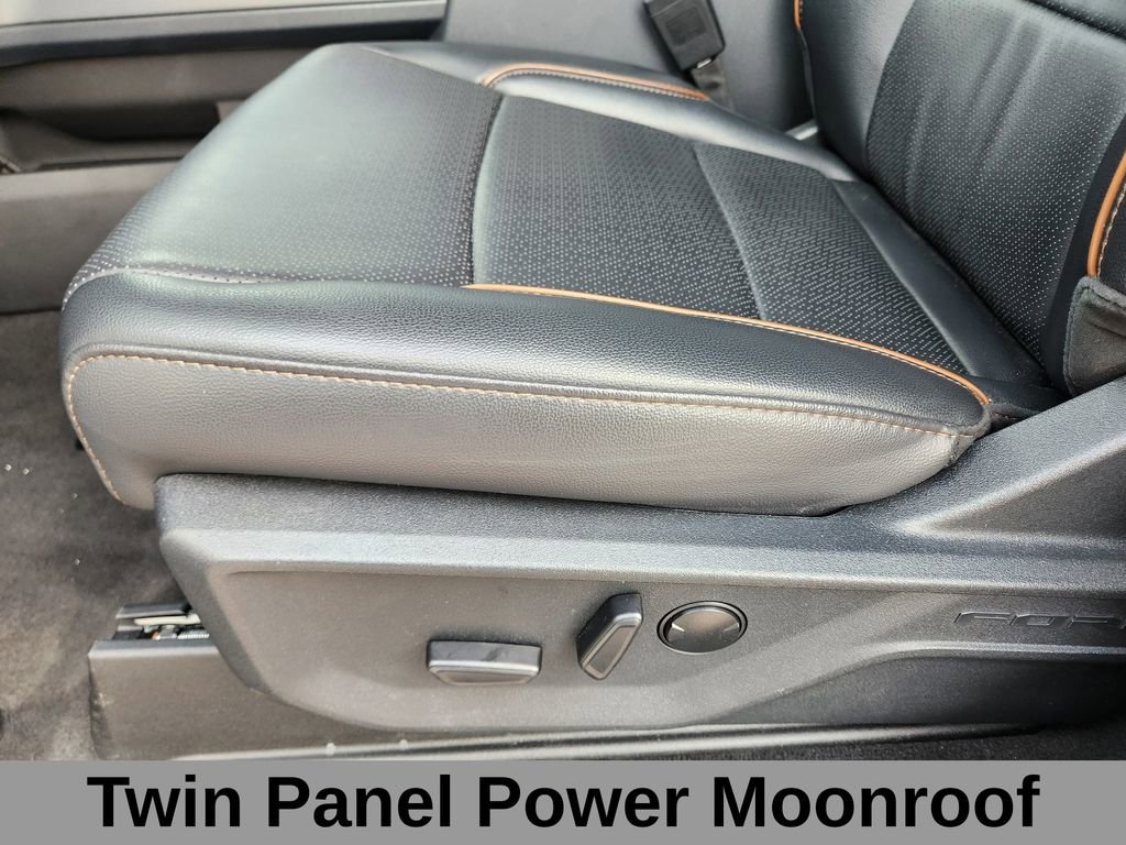 Used 2025 Ford F350 Lariat w/ Lariat Ultimate Package AWD/4WD image 12