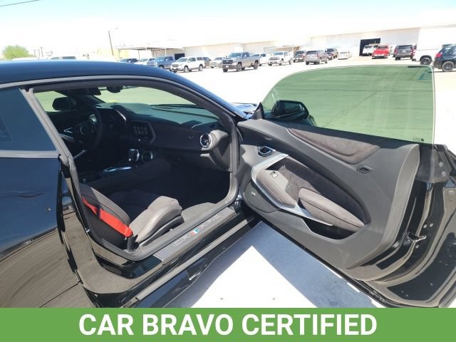 Used 2018 Chevrolet Camaro ZL1 RWD image 26