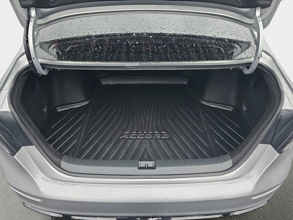 Used 2024 Honda Accord Sport image 16