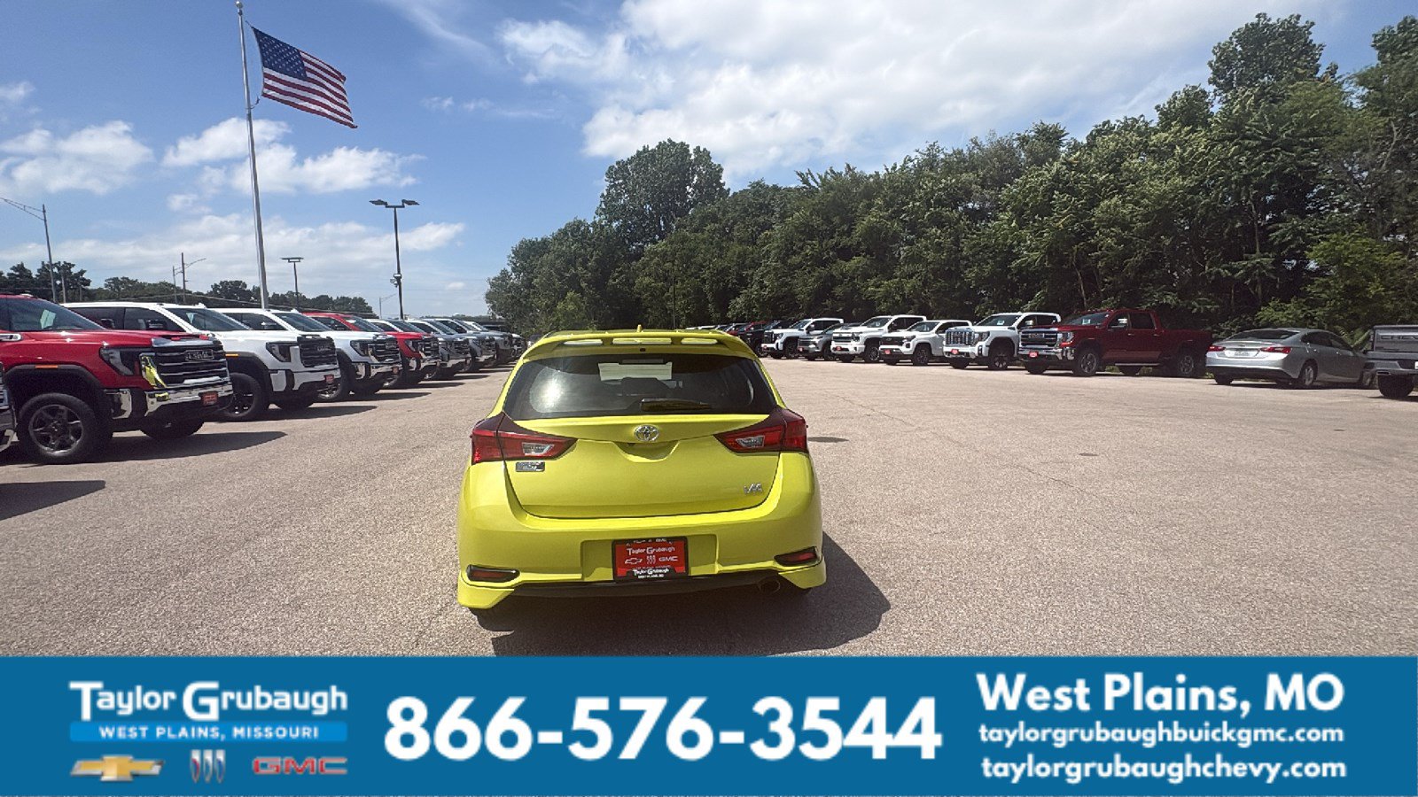 Used 2018 Toyota Corolla iM w/ All-Weather Mat Package FWD image 5