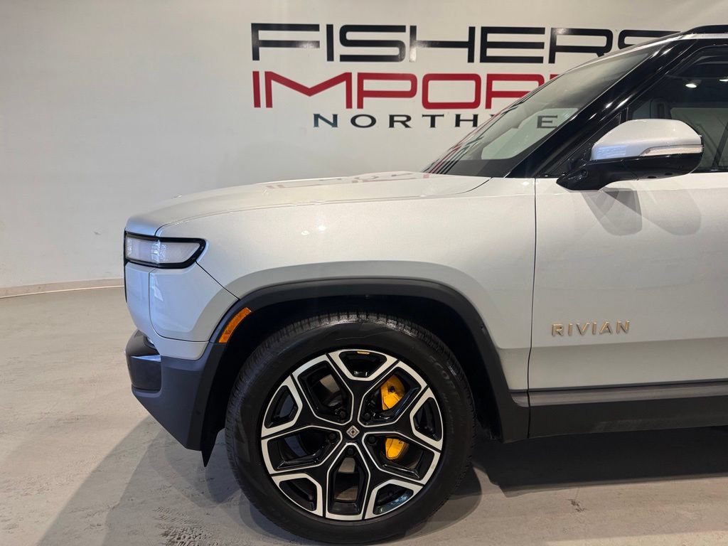 Used 2024 Rivian R1S Launch Edition AWD/4WD image 3