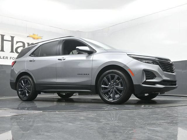 Used 2024 Chevrolet Equinox RS FWD image 2