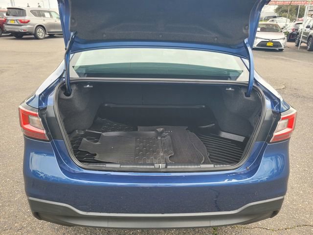 Used 2022 Subaru Legacy Premium image 11