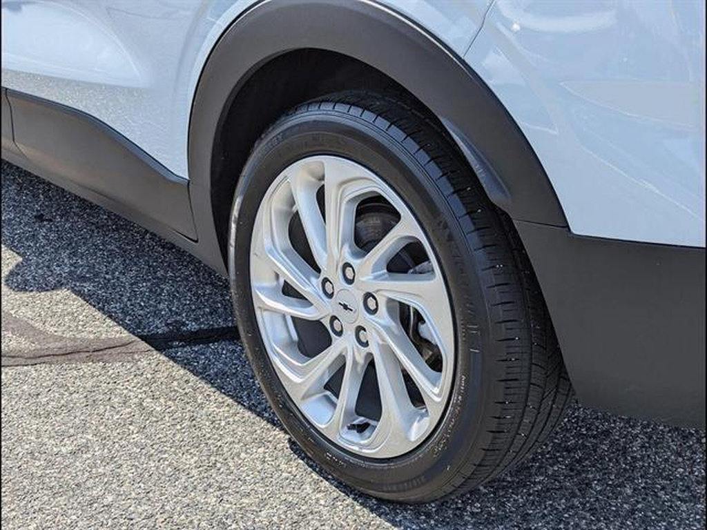 Certified 2023 Chevrolet Bolt EUV LT FWD image 10