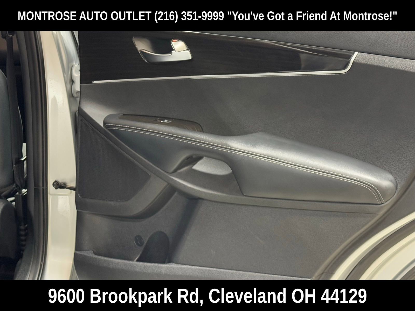 Used 2020 Kia Sorento LX image 43