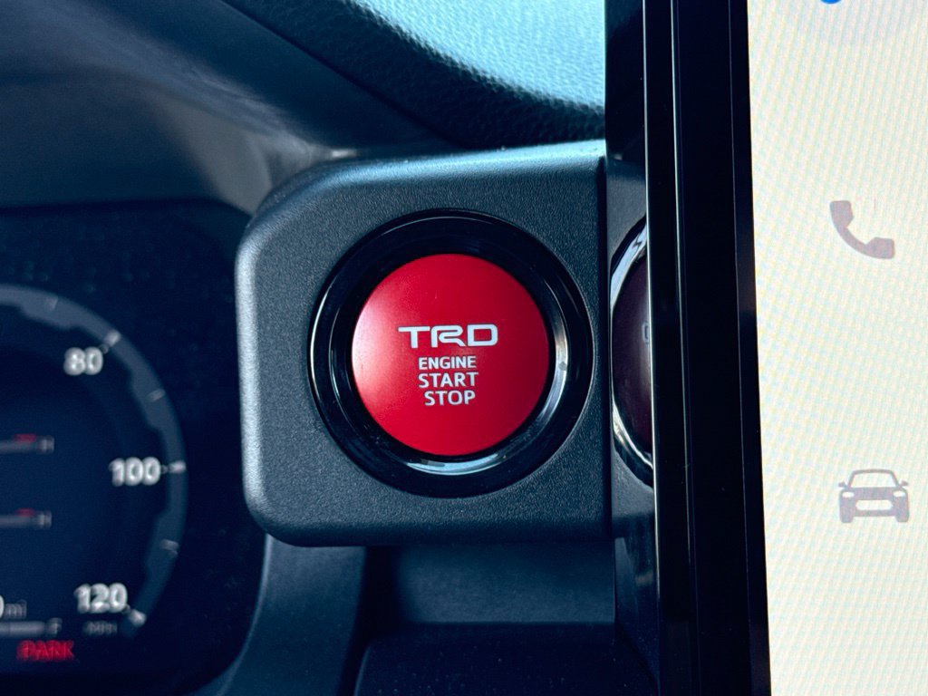 Certified 2025 Toyota Tacoma TRD Sport AWD/4WD image 28