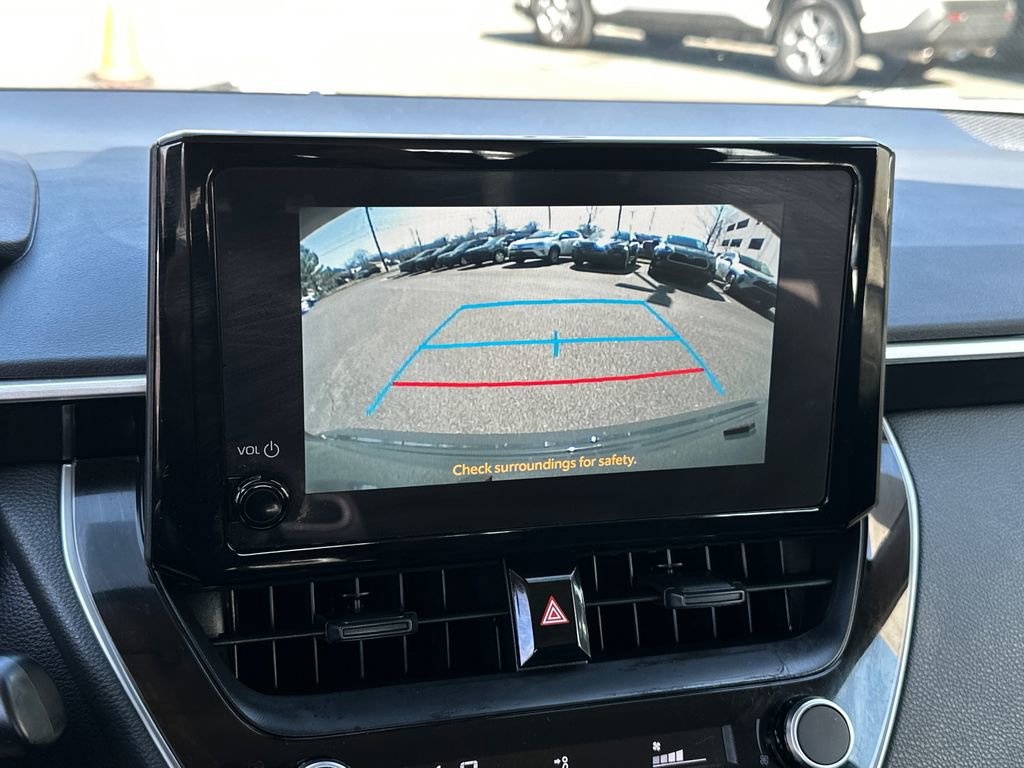 Used 2025 Toyota Corolla LE image 25