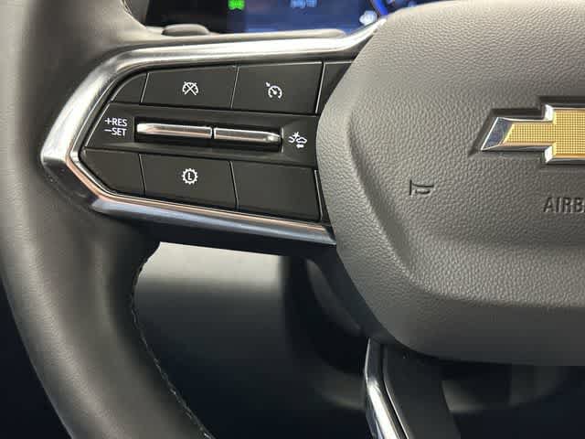 Used 2026 Chevrolet Equinox LT FWD image 17
