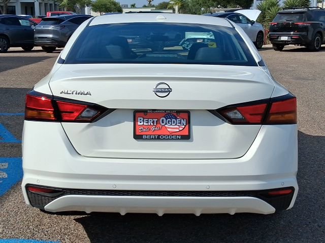 Certified 2025 Nissan Altima 2.5 S FWD image 5