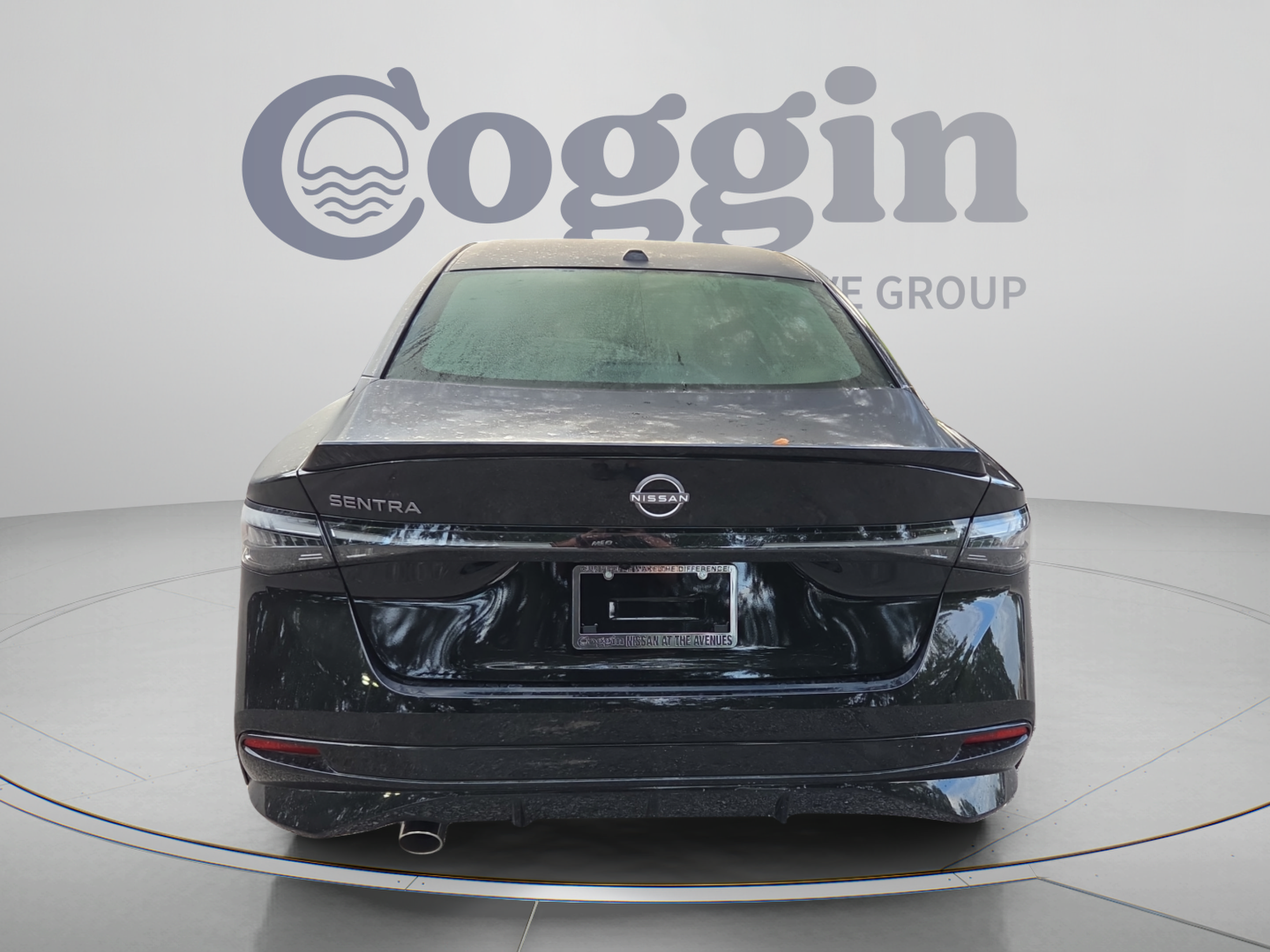New 2027 Nissan Sentra SR w/ SR All Weather Package FWD image 4