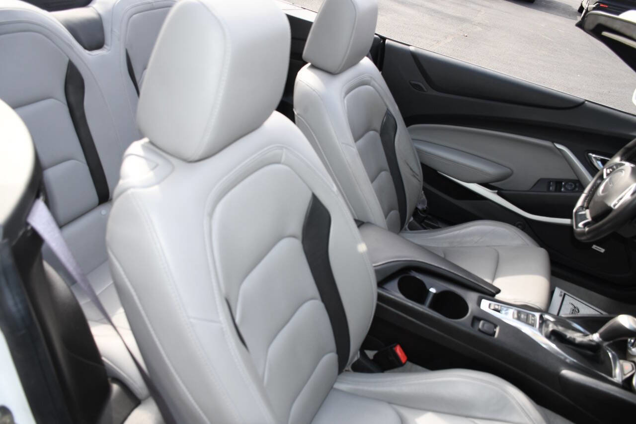 Used 2016 Chevrolet Camaro LT w/ RS Package image 31