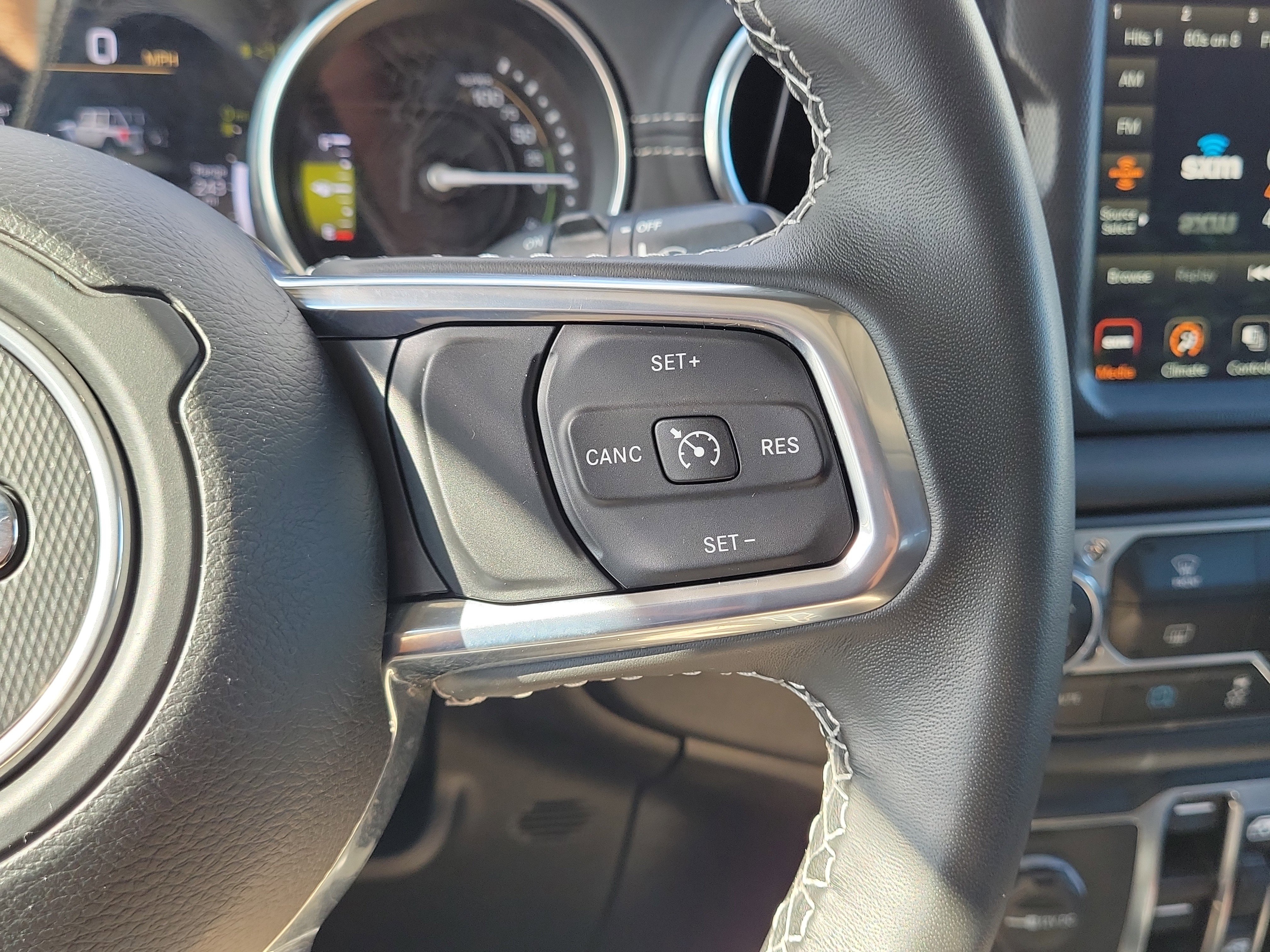 Used 2022 Jeep Wrangler Unlimited Sahara image 16