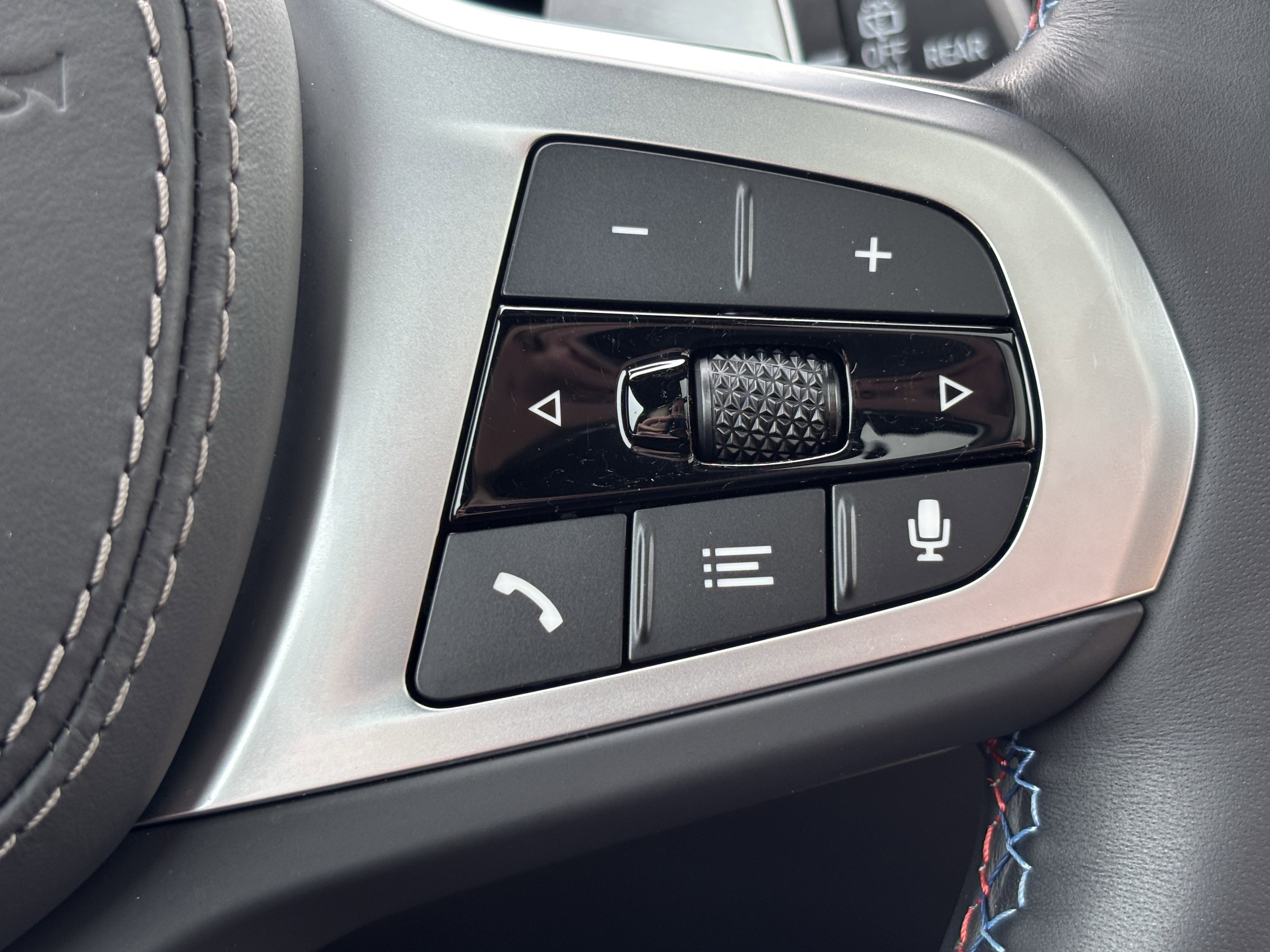 Certified 2026 BMW X5 M60i image 20