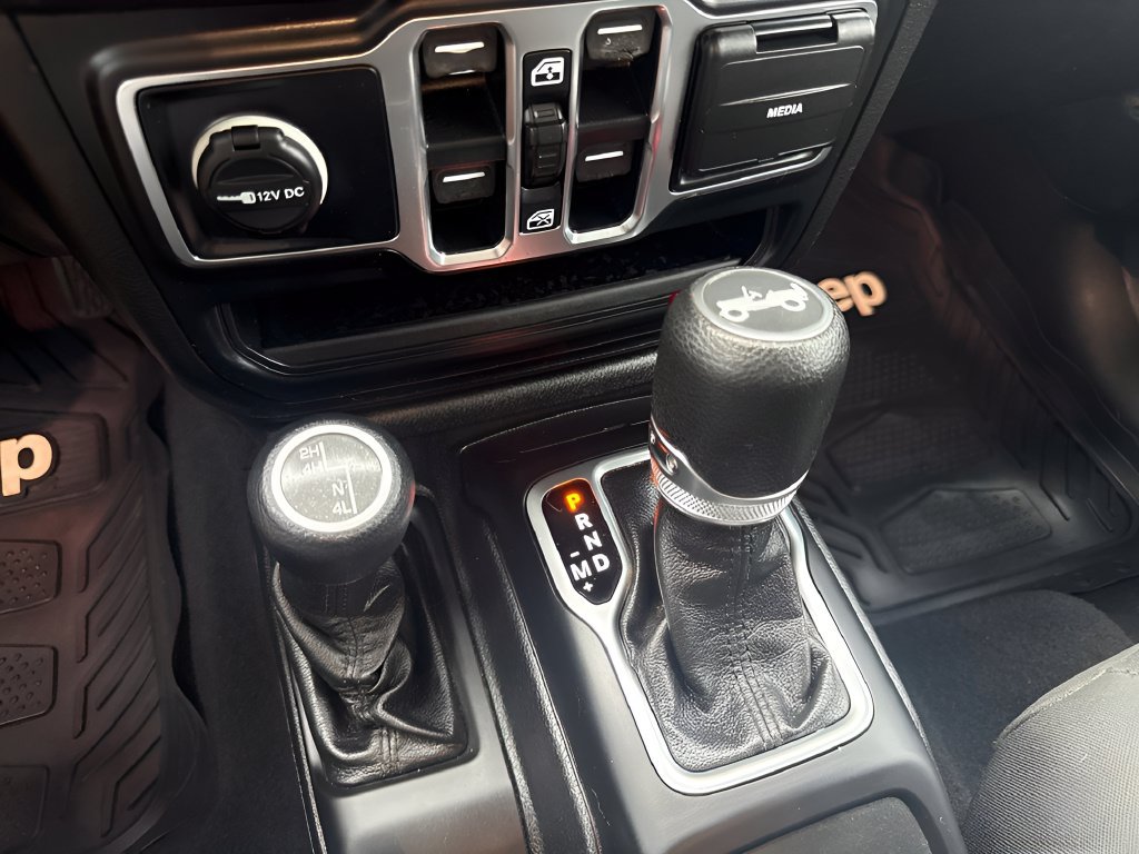Used 2019 Jeep Wrangler Unlimited Sport S AWD/4WD image 12