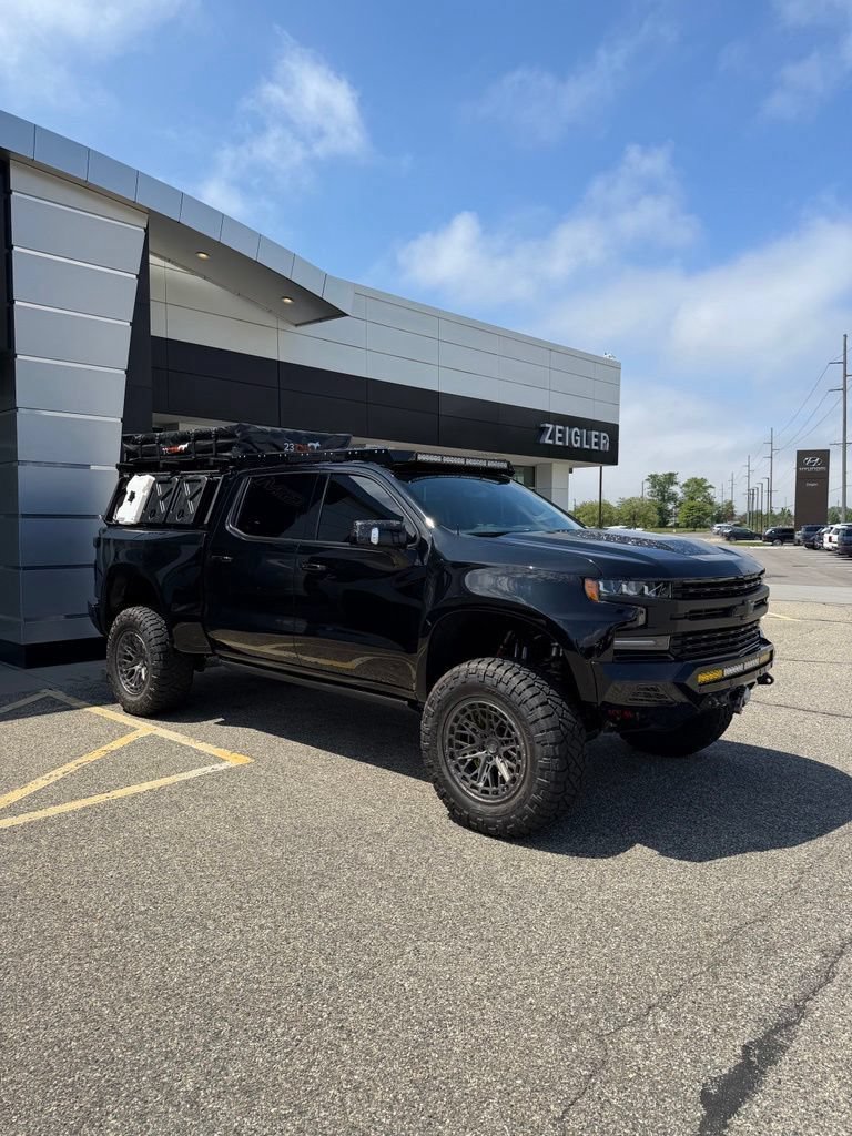 Used 2021 Chevrolet Silverado 1500 LT Trail Boss w/ LT Trail Boss Premium Package AWD/4WD image 6
