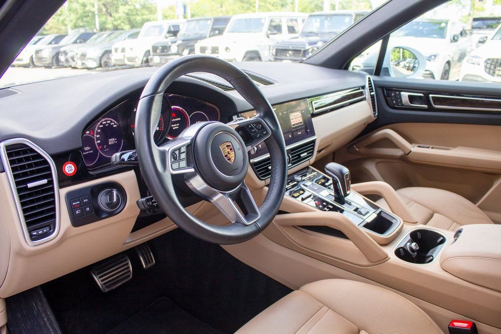 Certified 2022 Porsche Cayenne S Platinum image 11