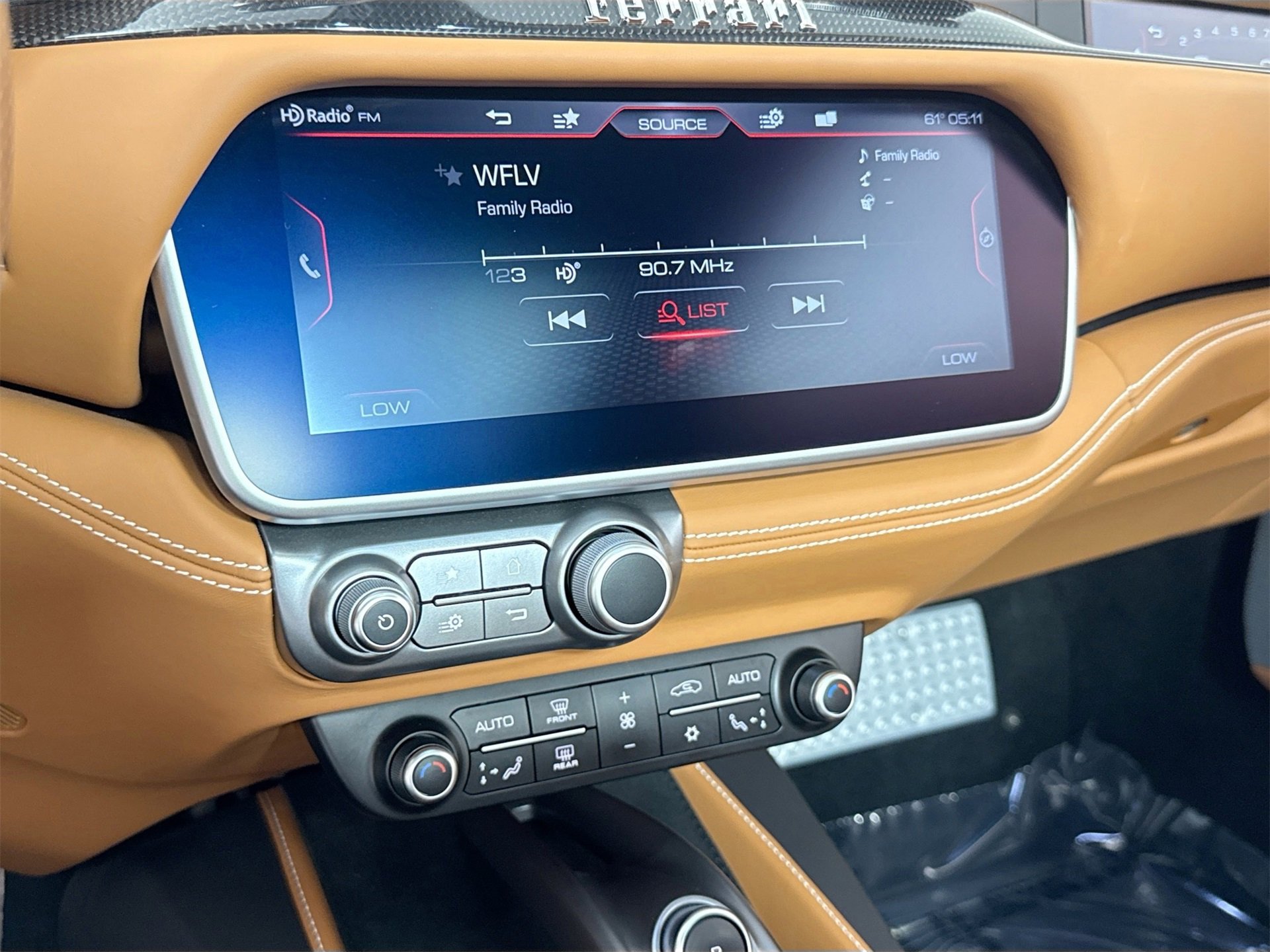 Certified 2019 Ferrari Portofino image 12