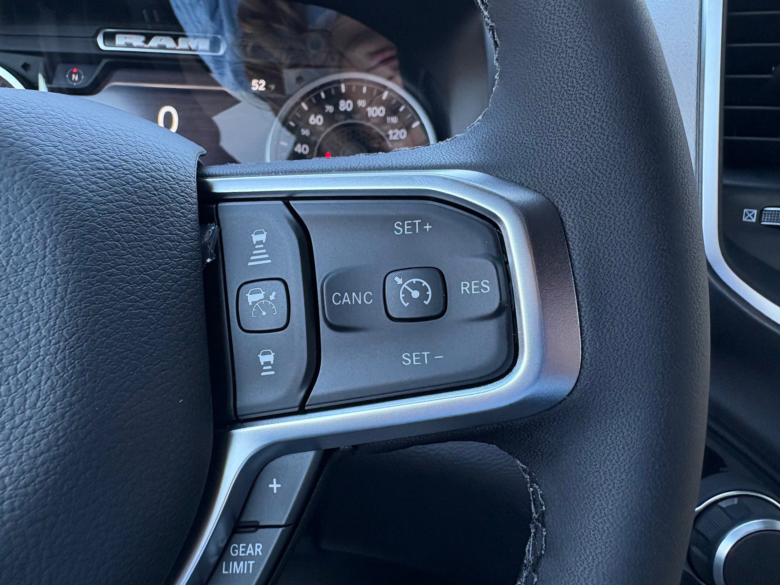 New 2026 RAM 1500 4x4 Crew Cab image 19