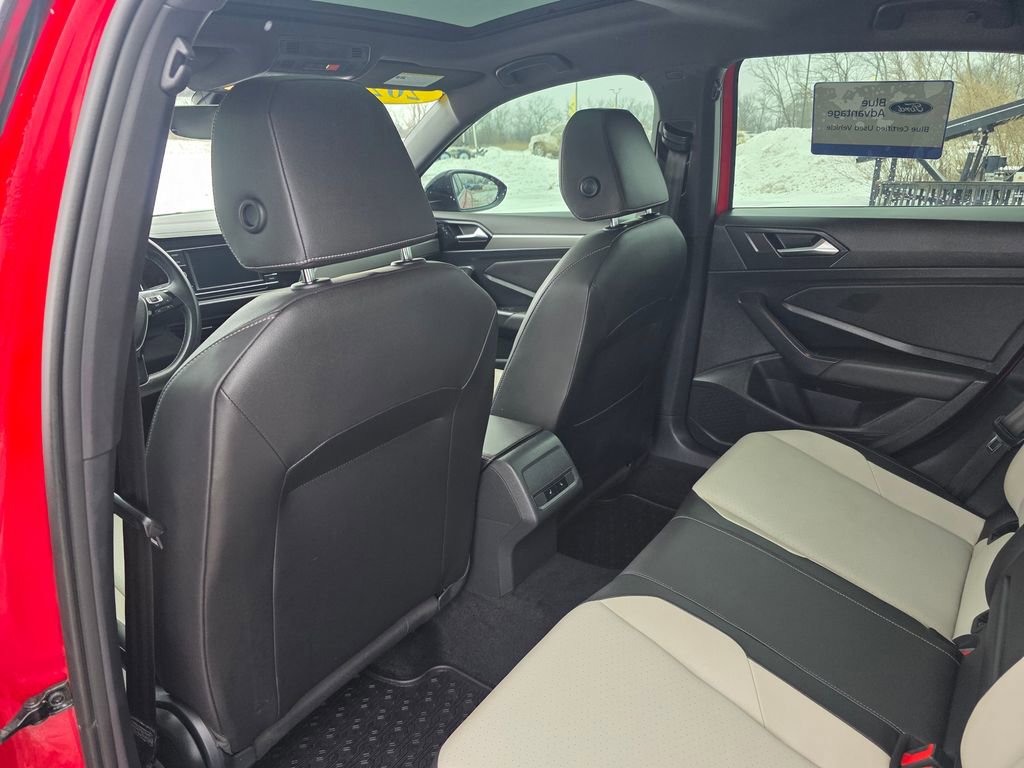 Used 2020 Volkswagen Jetta R-Line image 21