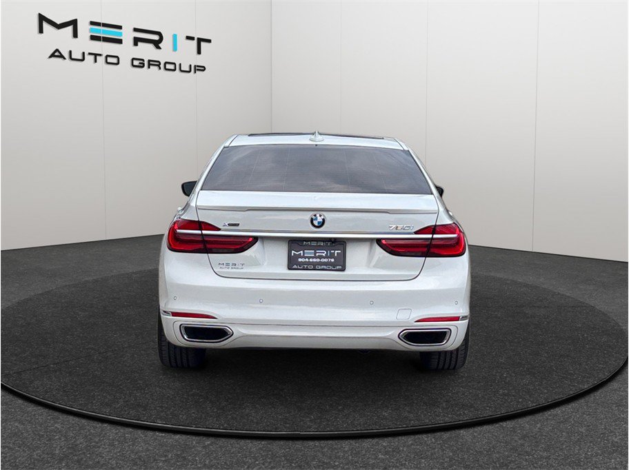 Used 2018 BMW 750i xDrive AWD/4WD image 8